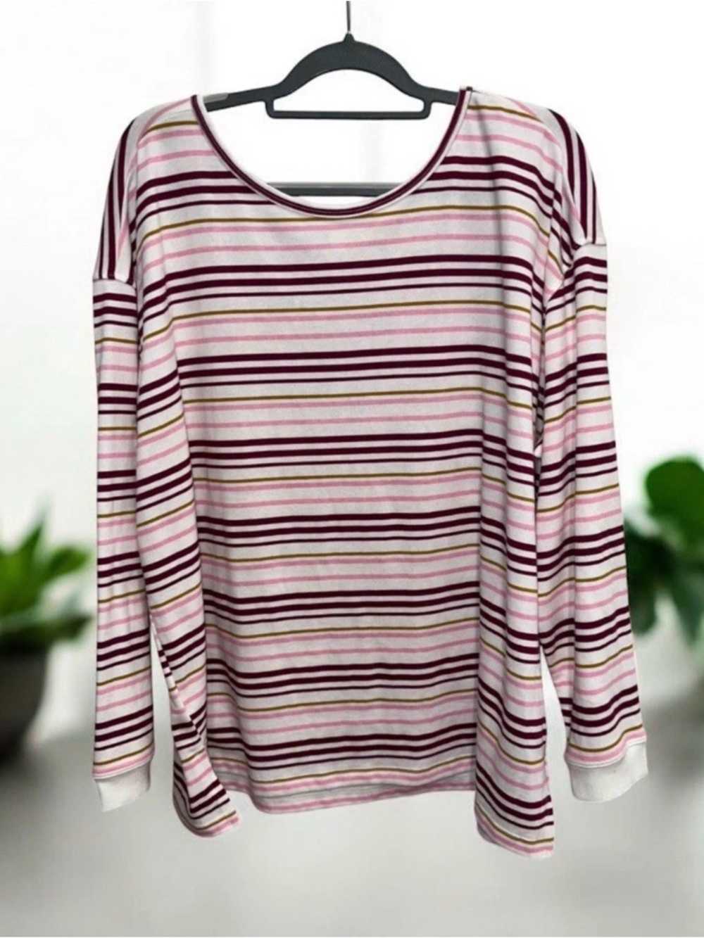 Maurices Women’s Striped Criss Cross Back Sweatshirt Plus Size 2X NWOT